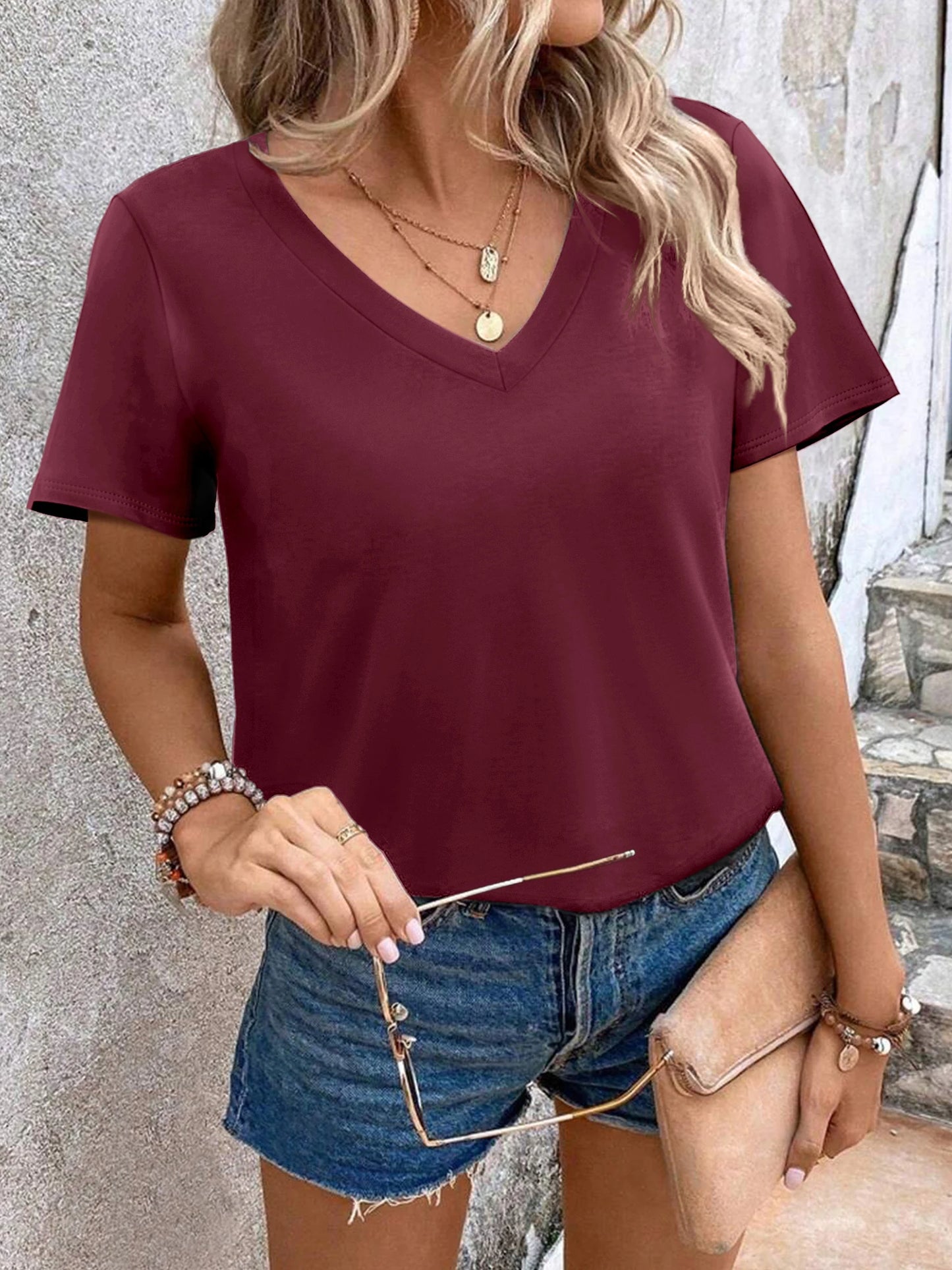 Women's Comfortable V-Neck T-Shirt - Oversized Short-Sleeve, Curved Hem Design, Soft Fabric for Daily & Casual Wear