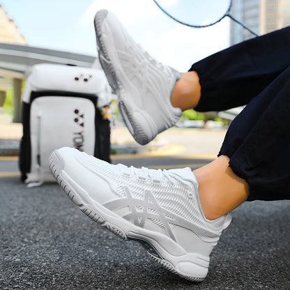 New badminton shoes Men's shoes professional tennis sports shoes breathable wear resistant volleyball shoes women