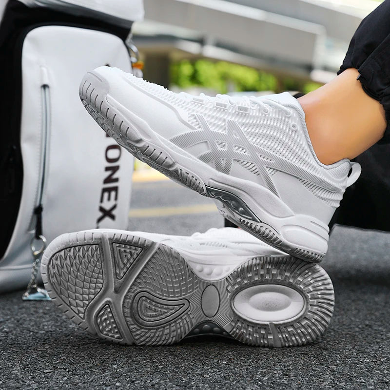 New badminton shoes Men's shoes professional tennis sports shoes breathable wear resistant volleyball shoes women