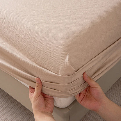 New Embossed Brushed Microfiber Fitted Sheet Deep Pocket 360° with Elastic Band Soft Breathable Queen King Mattress Cover 5-28cm
