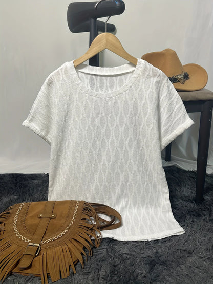 Plain textured T-shirt with round neck and short sleeve