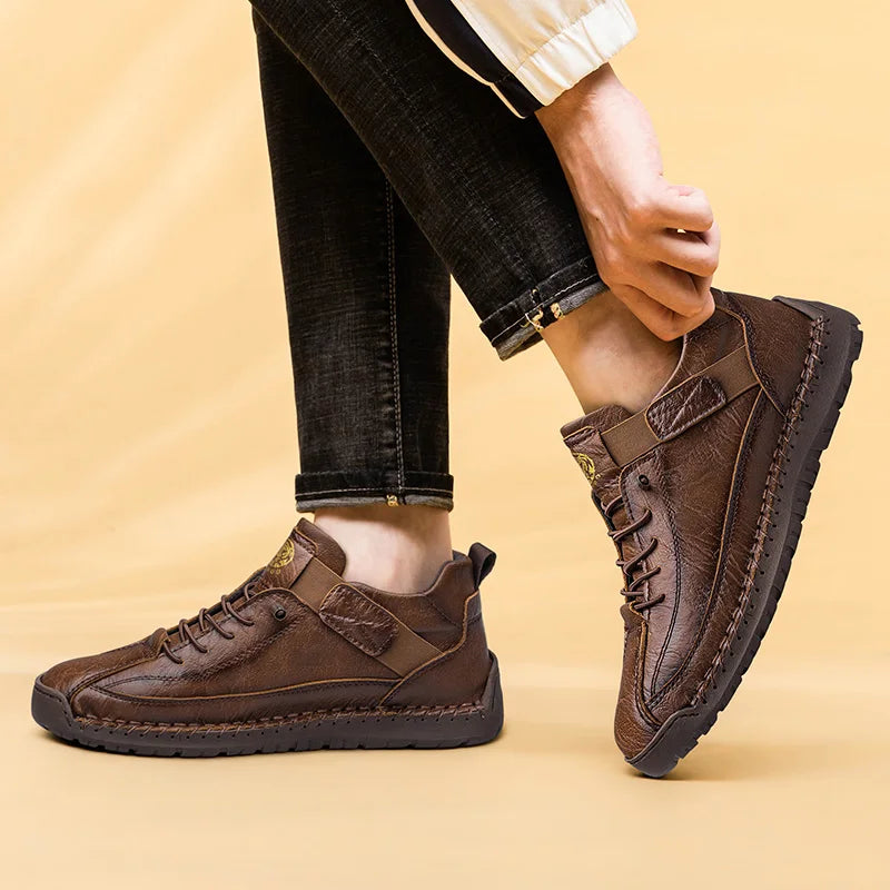 CLOHOO Handmade Men's High-Top Sport Casual Boots Breathable Outdoor Wear with Extended Size Options Classic Ankle Boots